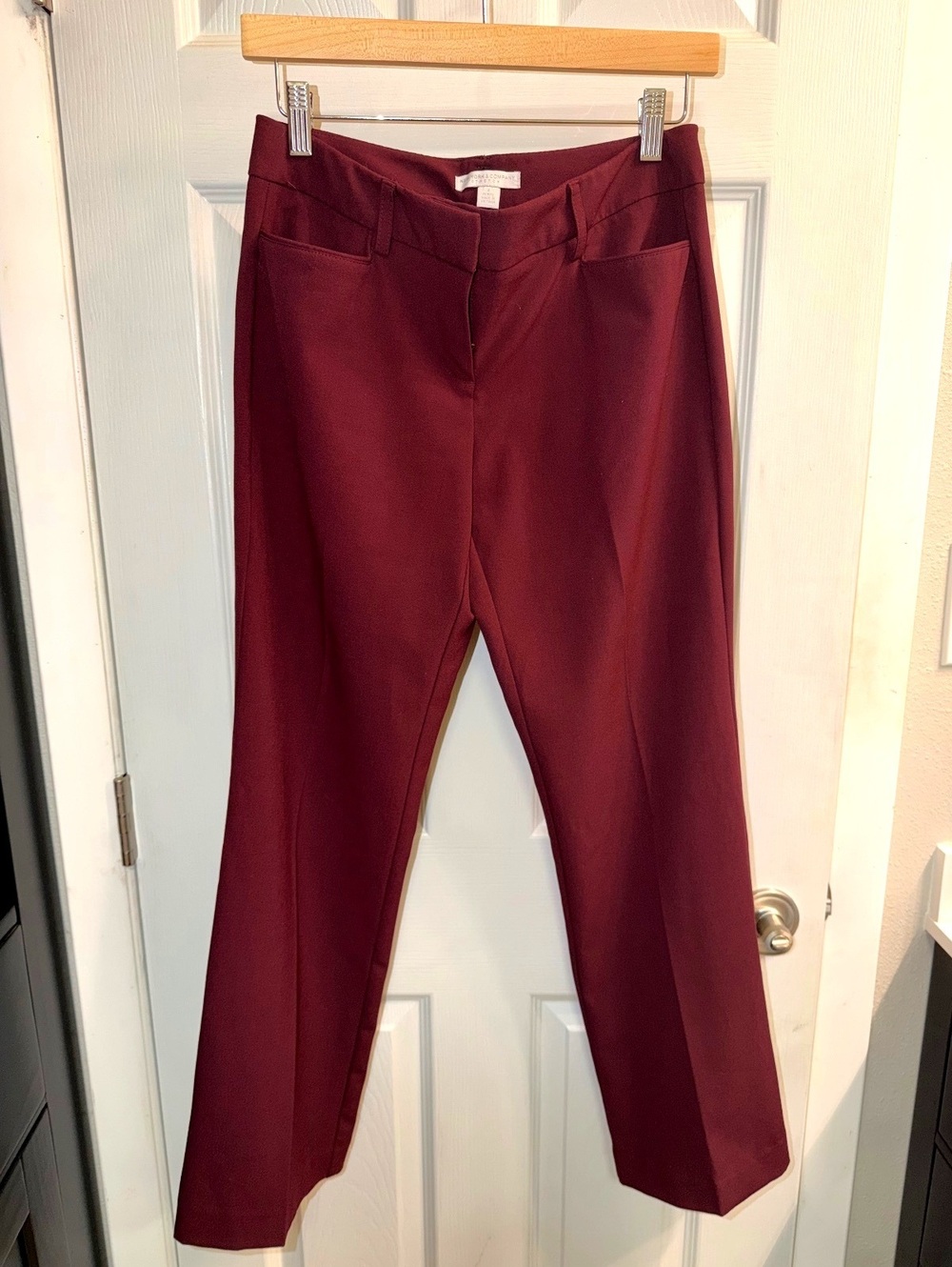 New York & Company Burgundy Wine Straight Leg Dress Pants 4 Petite